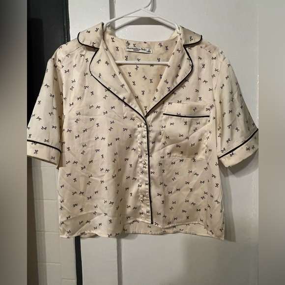 A&F Satin Bow Sleepwear Set - Picture 1 of 4